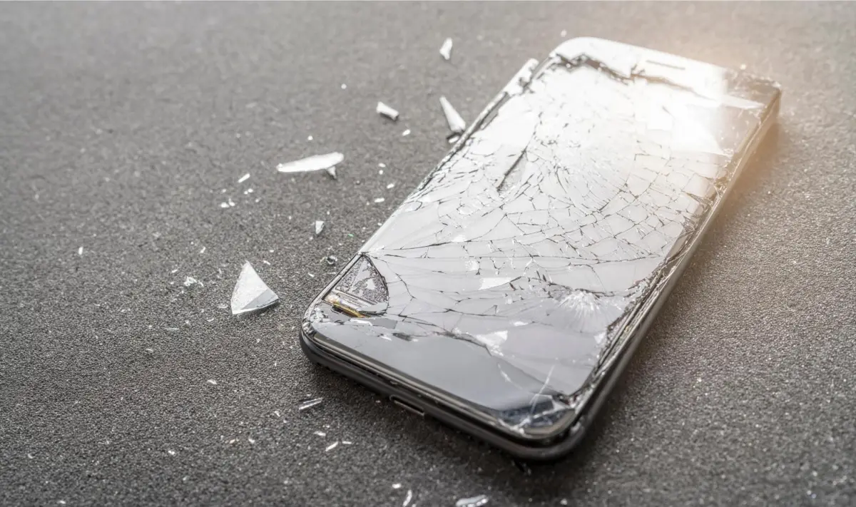 Réparation écran téléphone Combourg